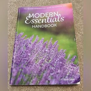 Modern Essentials Handbook Tenth Edition.